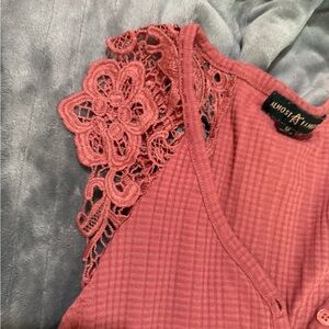 Almost Famous Coral Textured Blouse